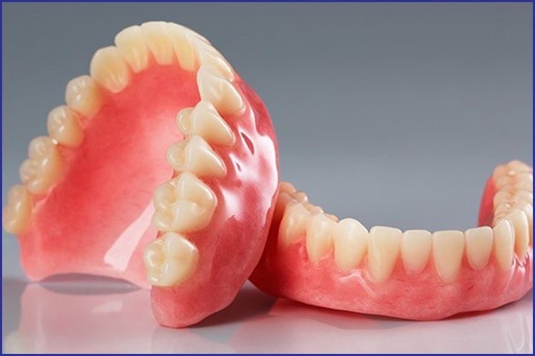 شناخت انواع دندان مصنوعی (دندان مصنوعی متحرک و ثابت)